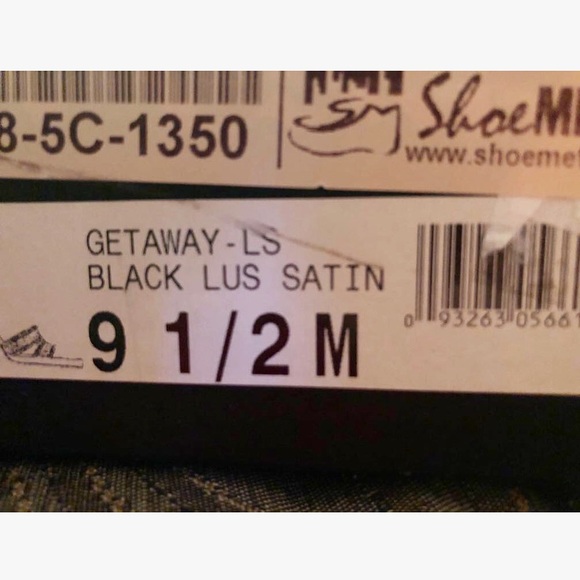 *SALE* Black Nina Heels 👠 - Picture 3 of 3